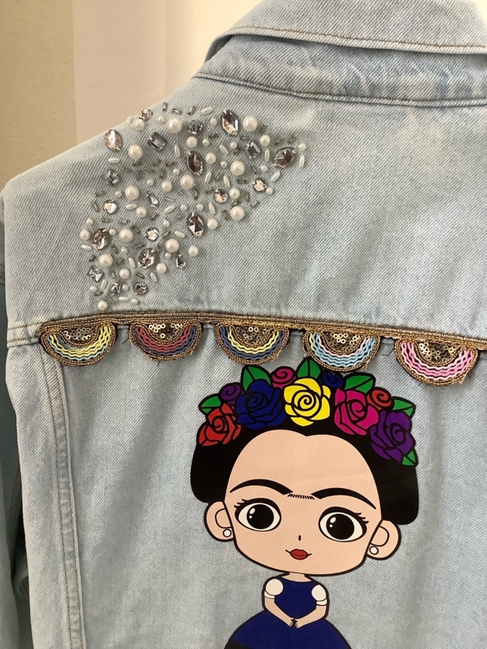 OOAK Custom Levi’s Beaded Sacred Heart & Frida Trucker Jacket Hand-EmbroideredXL - Picture 6 of 15